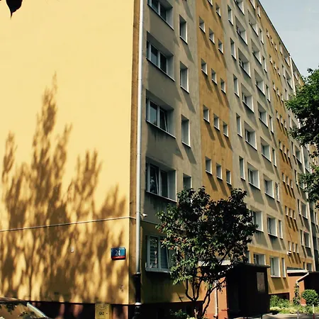 Apartment Na Ochocie Lotnisko Fv *